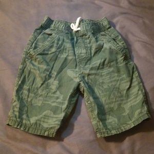 Kids camo shorts